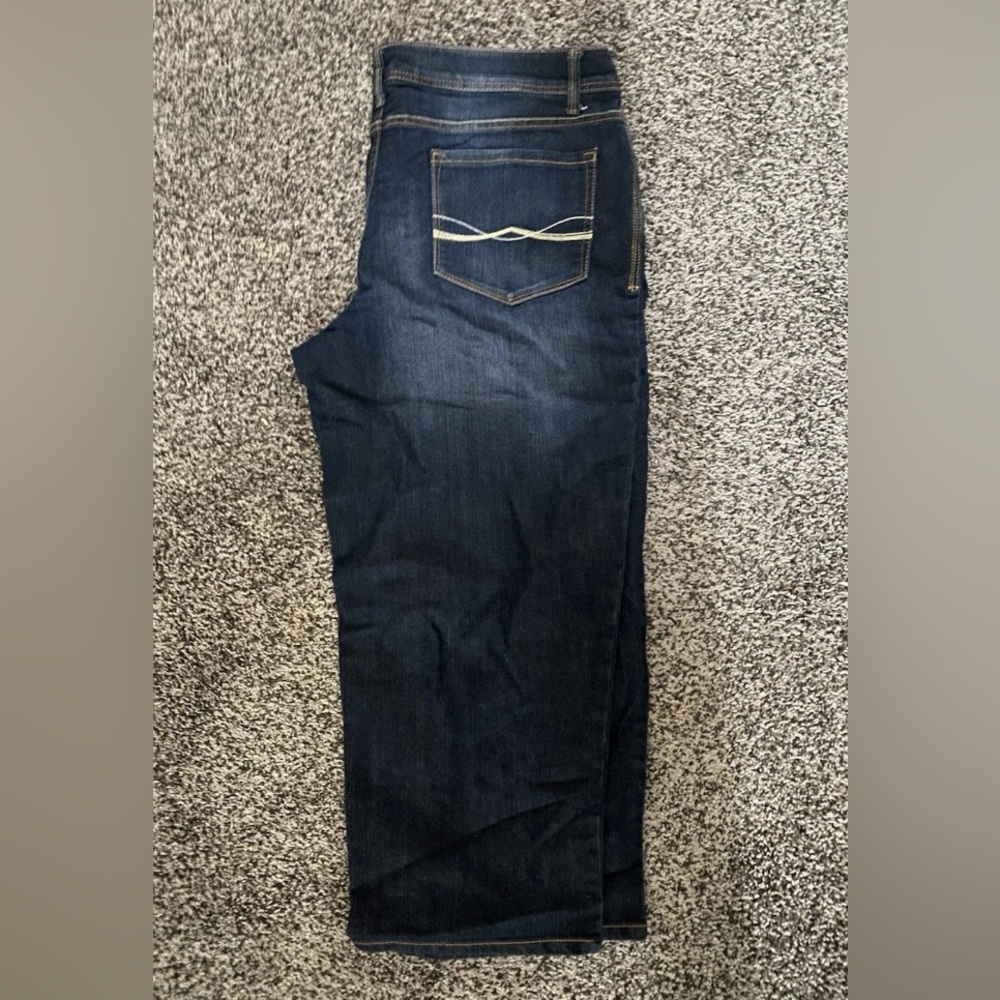 Faded Glory 16 Jeans Capri Style Dark Blue Stretch Denim Embroidered Pockets